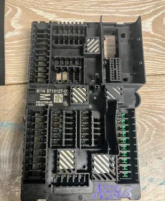 BMW 7 G11 G12 Fuse module 8713127