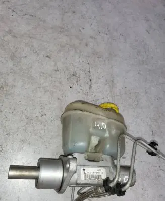 Jeep Grand Cherokee Master brake cylinder
