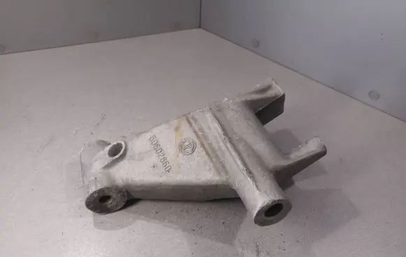 Alfa Romeo 147 Engine mounting bracket 60602860