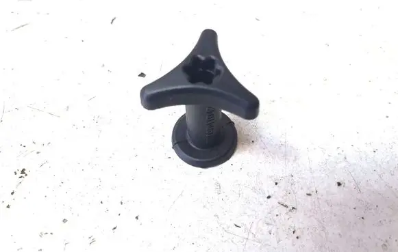 Dacia Logan I Other exterior part 7703041042