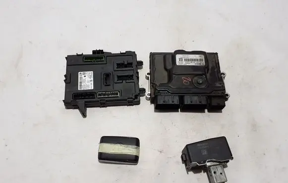 Renault Talisman Engine ECU kit and lock set 