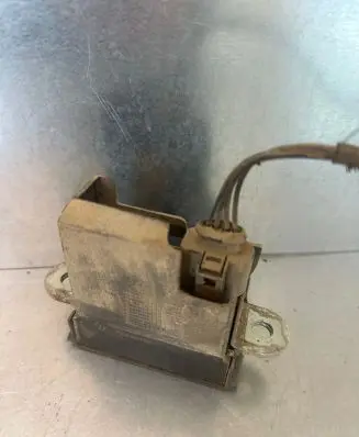 Volkswagen PASSAT B6 Tailgate exterior lock 3C9827645