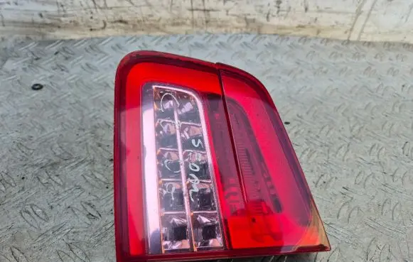 Citroen C5 Tailgate rear/tail lights 9687582980 VP8X7X13N004BA