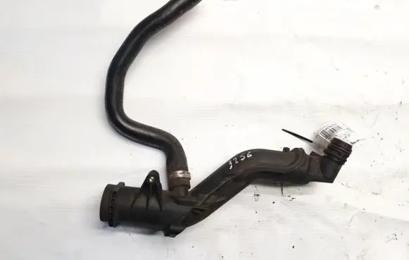 Ford Focus Turbo turbocharger oiling pipe/hose 9654733980