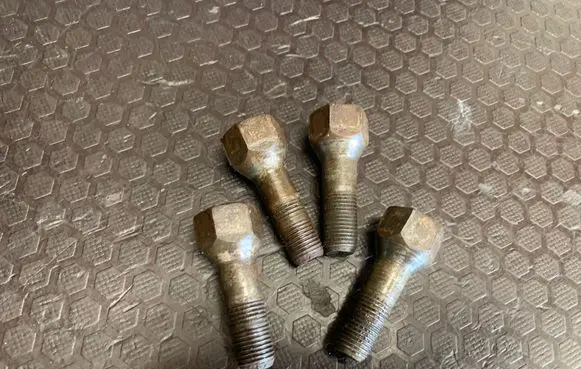 Fiat Coupe Nuts/bolts