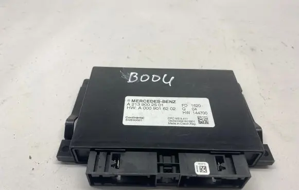 Mercedes-Benz E W213 Gearbox control unit/module A2139002501