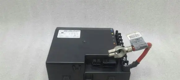 Mercedes-Benz S W221 Power management control unit A2215401062