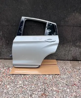 BMW X4 F26 Rear door 