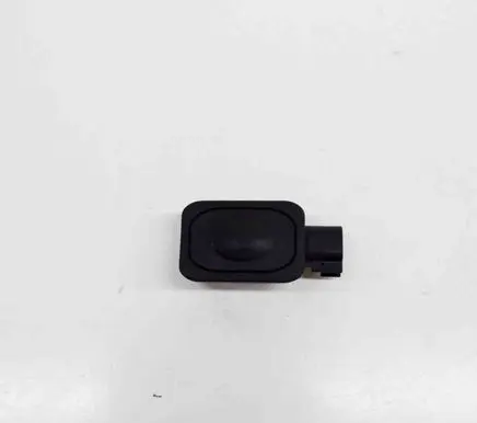 Land Rover Discovery 5 Tailgate/boot open switch button 1L2T14K147AA