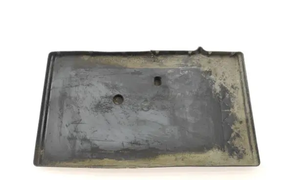 Battery tray