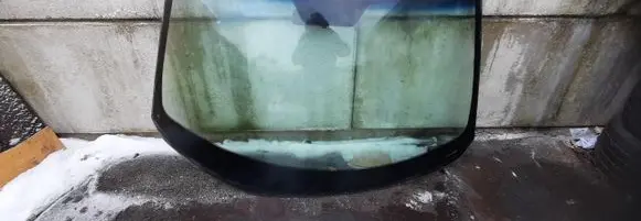 Hyundai Veloster Front windscreen/windshield window 2011R
