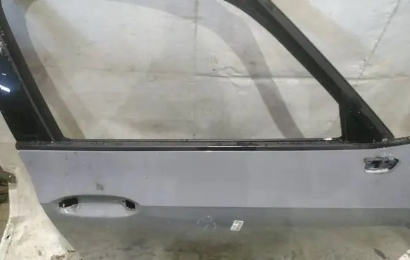 Volkswagen ID.3 Front door glass trim molding 