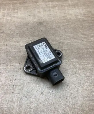 Audi A4 S4 B7 8E 8H ESP acceleration yaw rate sensor 8E0907637A