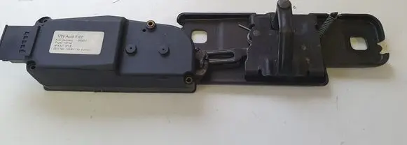 Skoda Superb B6 (3T) Tailgate/boot open switch button 