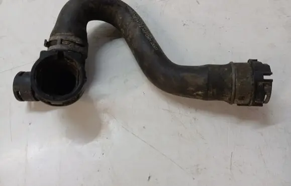 Mercedes-Benz E W213 Engine coolant pipe/hose A2135014982