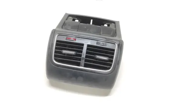 Rear air vent grill
