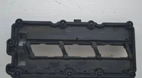 Audi A8 S8 D3 4E Rocker cam cover 059103470P