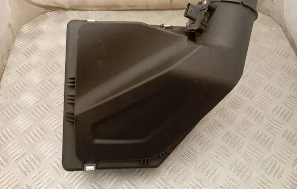 BMW 3 G20 G21 Air filter box 8580424 180263 72423098