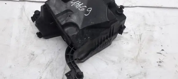 Volvo C30 Air filter box