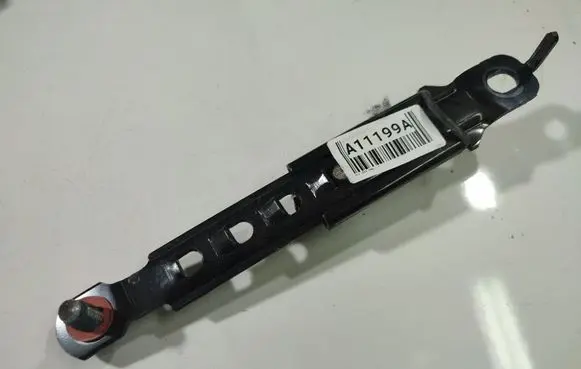 KIA Ceed Seat belt adjustment rail 