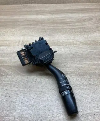 Mazda 626 Wiper control stalk 17B122