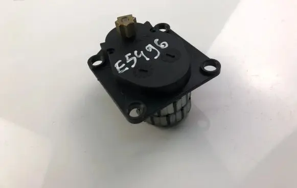 Peugeot 607 Intake manifold valve actuator/motor 657102JD