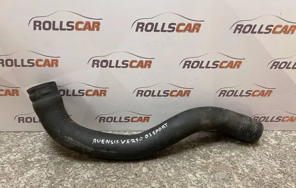 Toyota Avensis Verso Engine coolant pipe/hose