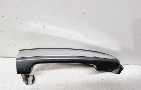Hyundai Santa Fe Front door exterior handle 826512B010