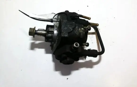 Toyota Avensis T250 Fuel injection high pressure pump 221000G010