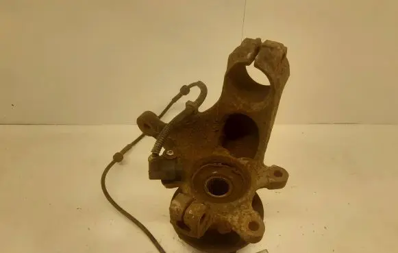 Ford Mondeo MK II Front wheel hub spindle knuckle