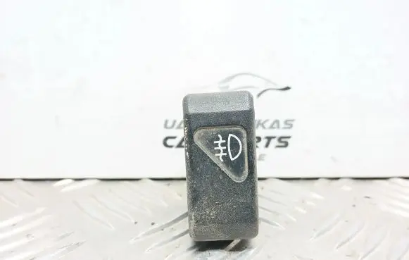 Fog light switch