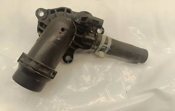 Chrysler Pacifica Thermostat housing 68217305AG