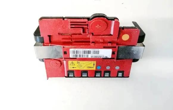BMW 1 E81 E87 Fuse box set 10688710 18862