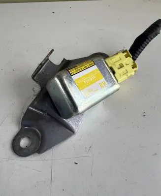 Toyota Land Cruiser (J120) Airbag deployment crash/impact sensor 8986060020 1879000450