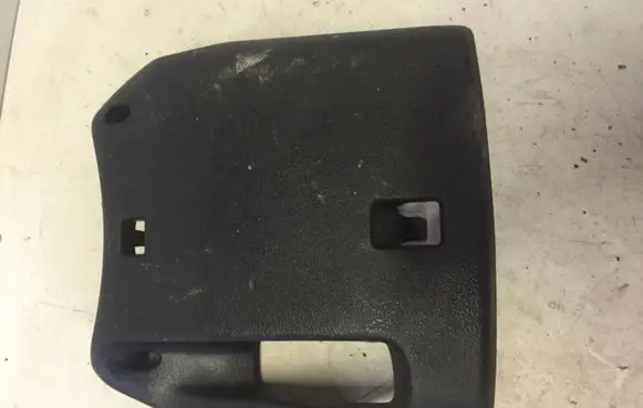 Steering wheel column trim