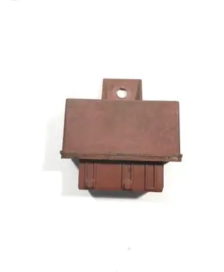 Suzuki Grand Vitara II Fuel pump relay 9629945980