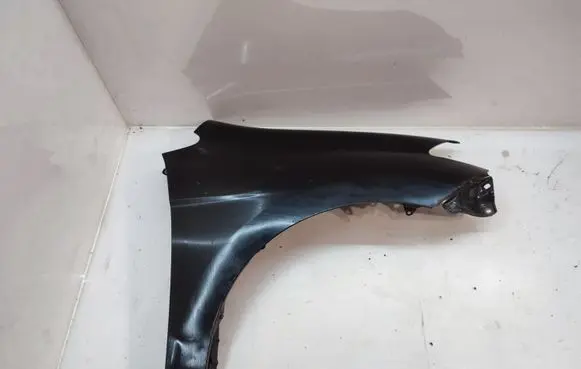 Honda FR-V Fender