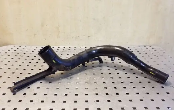 Toyota Avensis T220 Intercooler hose/pipe