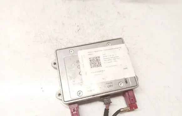 Audi A6 S6 C6 4F Antenna control unit 8E0035456B