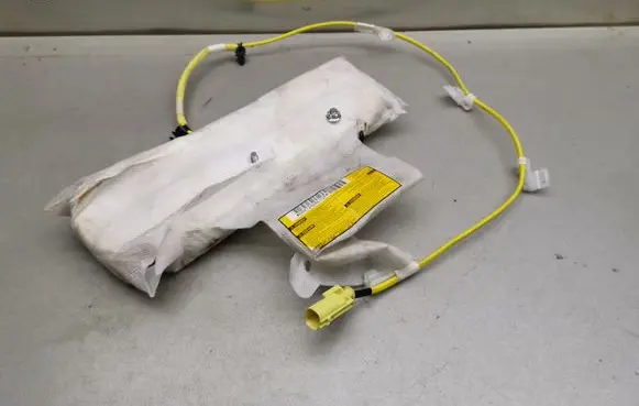 Lexus IS 220D-250-350 Seat airbag GA33201050