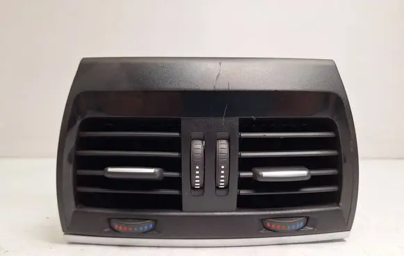 BMW X5 F15 Rear air vent grill 9252013 64229252013