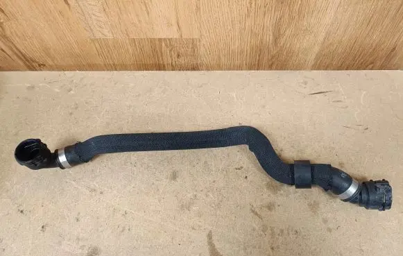 Mercedes-Benz C AMG W205 Engine coolant pipe/hose A2055019382