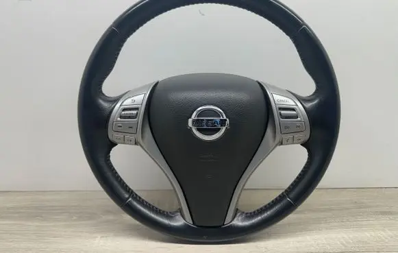 Nissan X-Trail T32 Steering wheel