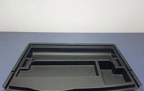 Maserati Levante Glove box 670040700