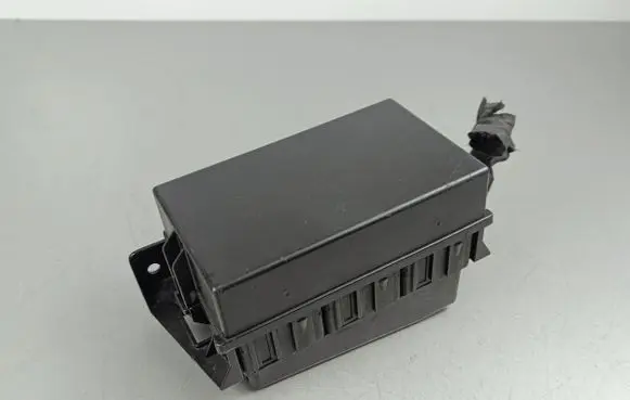 Jeep Grand Cherokee Fuse module