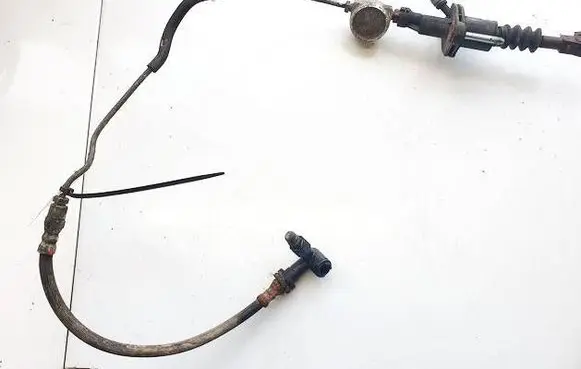 Opel Zafira B Clutch master cylinder K615500TP01