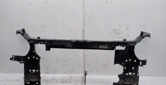 Nissan Qashqai Radiator support slam panel