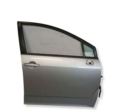 Toyota Corolla Verso E121 Front door 