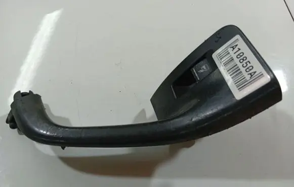 Volkswagen Golf V Electric window control switch 1K0867180C
