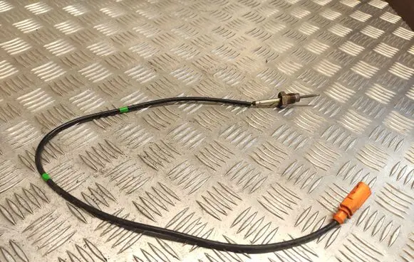 Skoda Octavia Mk3 (5E) Exhaust gas temperature sensor 04L906088AD
